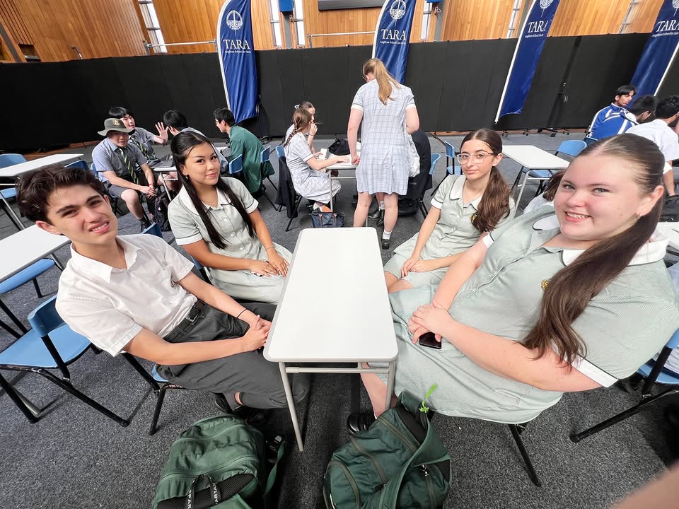 702264438307801_1432712588596312-1