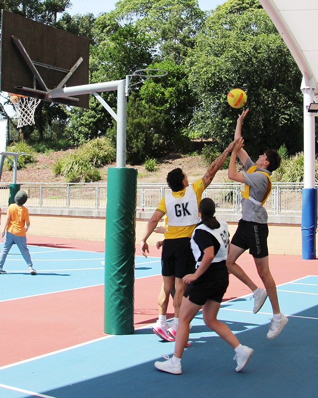 702264438307801_1529657998901770-1